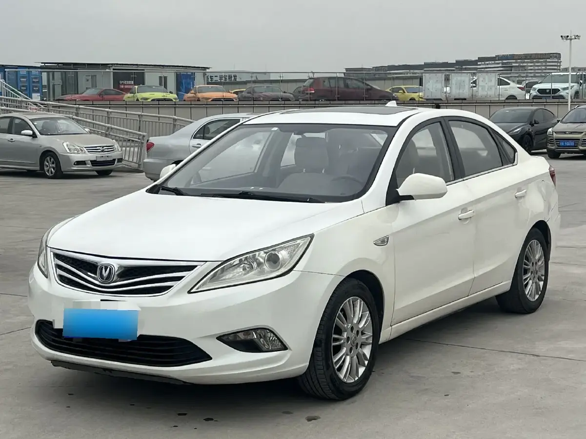 2012 ChangAn Eado 1.6L 125HP L4 4AT