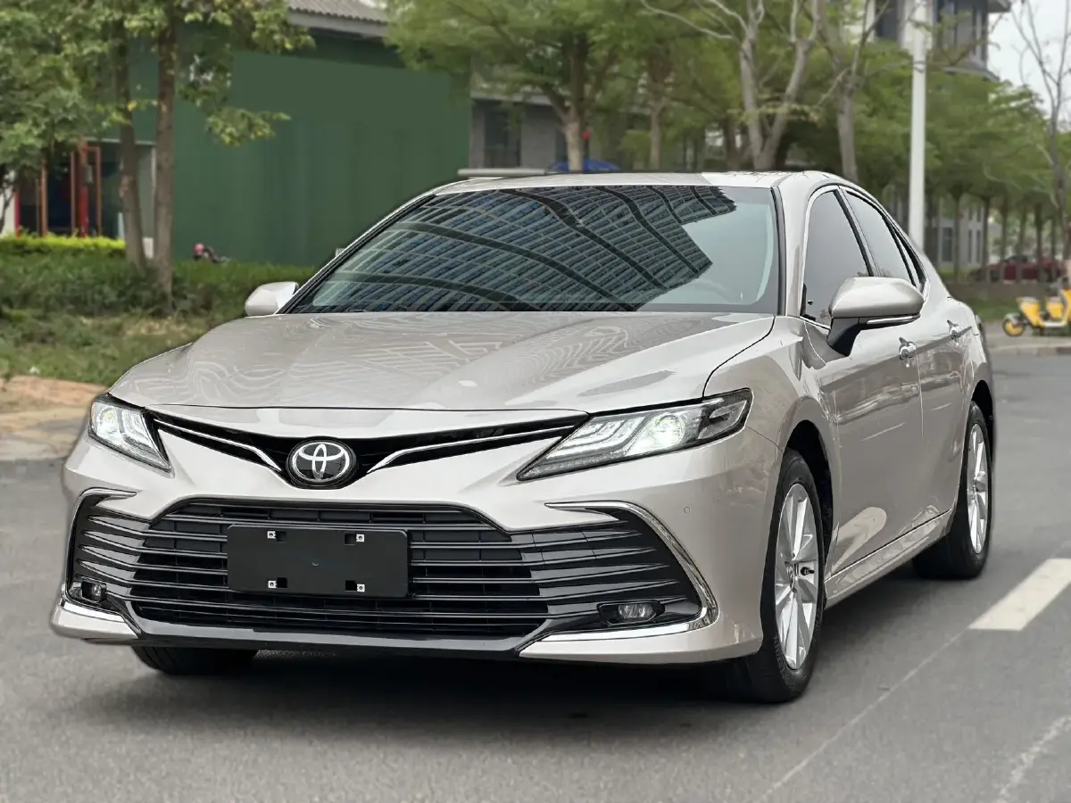 2021 Toyota Camry 2.0L 178HP L4 CVT