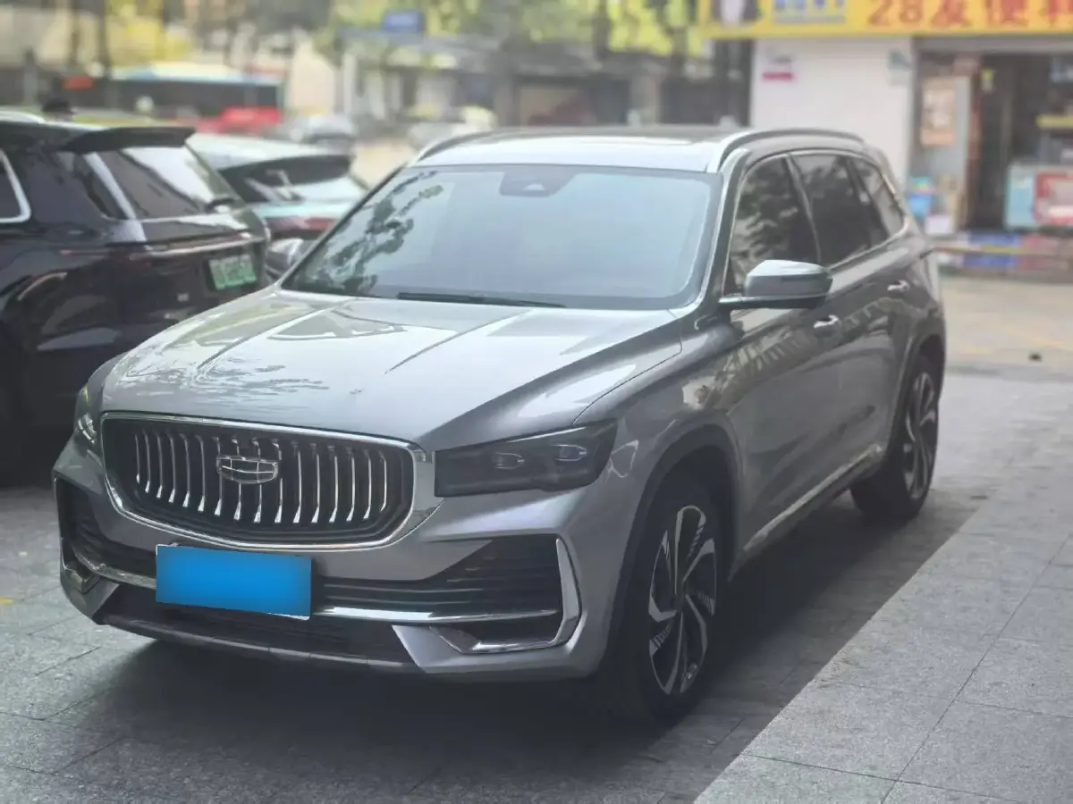 2023 Geely Monjaro 2.0T 238HP L4 8AT