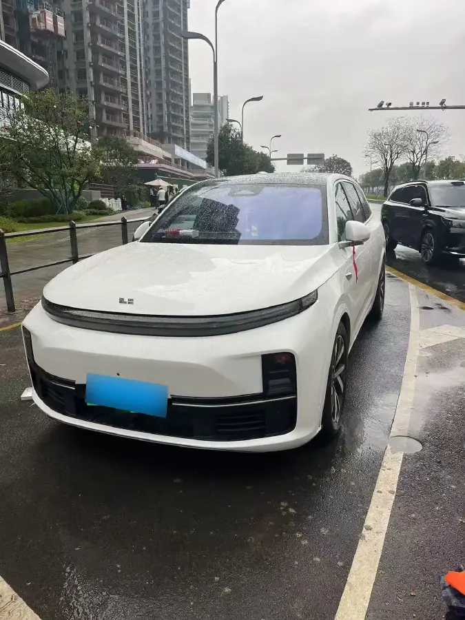 2023 Li L7 Range Extended 154HP REEV 40.9KWH