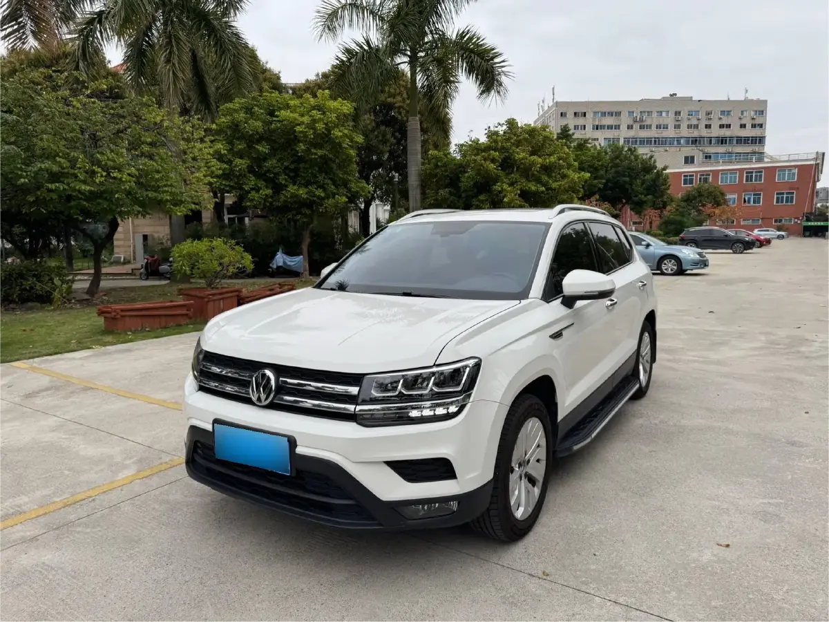 2019 Volkswagen Tharu 1.4T 150HP L4 7DCT