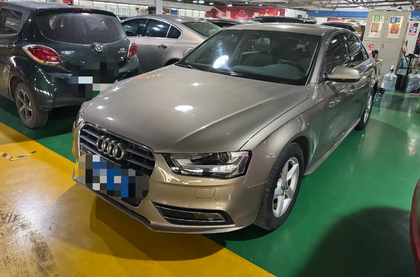 2010 Audi Q5 2.0T 211HP L4 7DCT