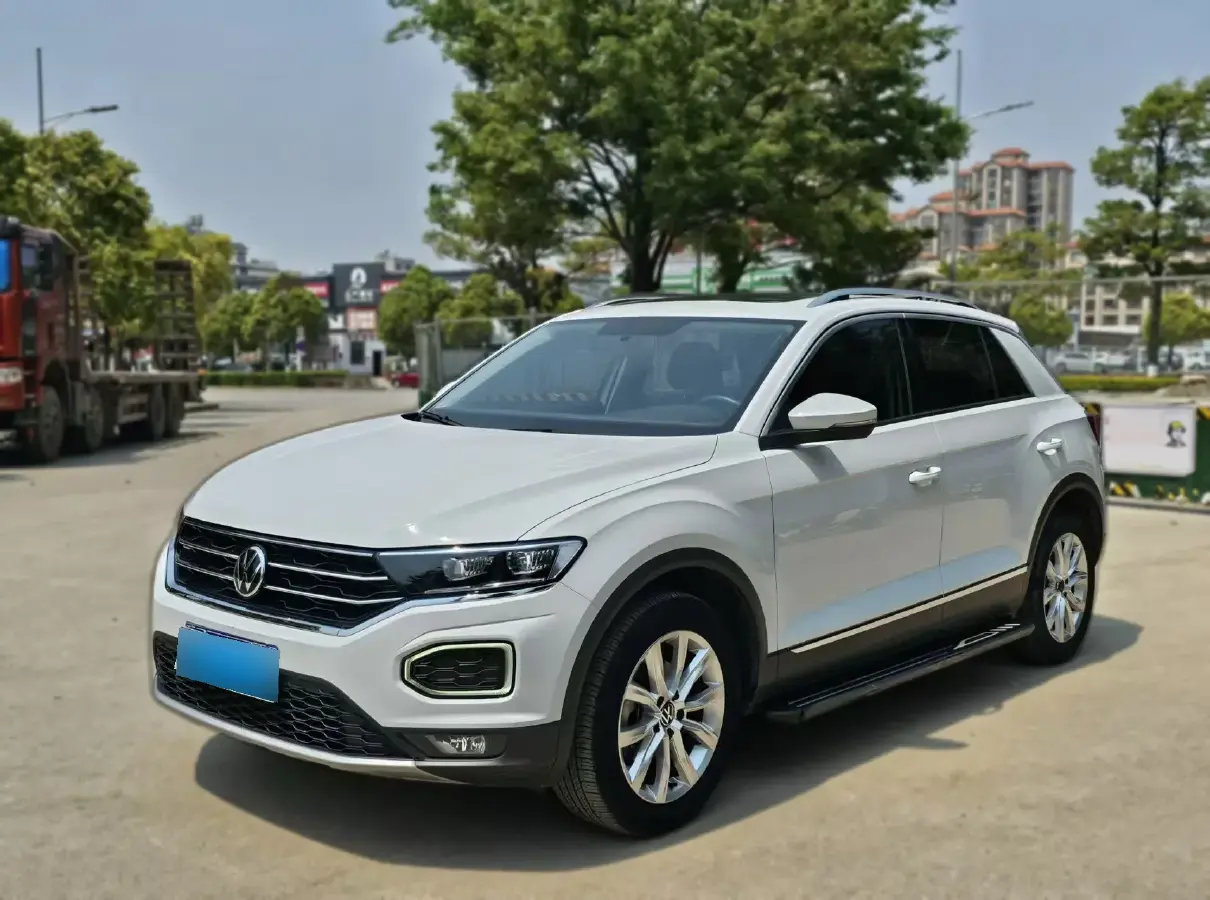 2021 Volkswagen T-Roc 1.4T 150HP L4 7DCT