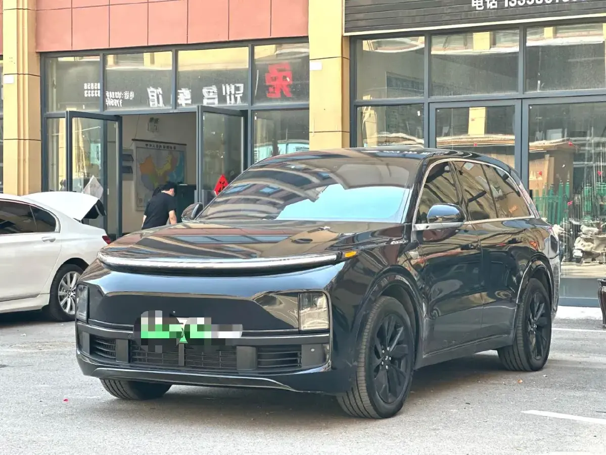 2024 Li L8 Range Extended 154HP REEV 42.8KWH