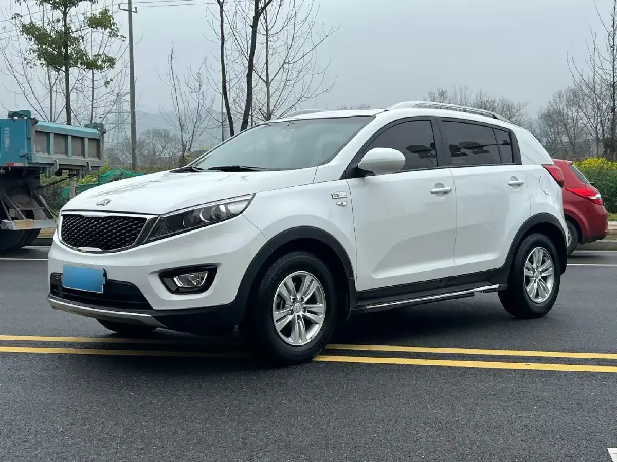 2015 Kia Sportage R 2.0L 165HP L4 6AT