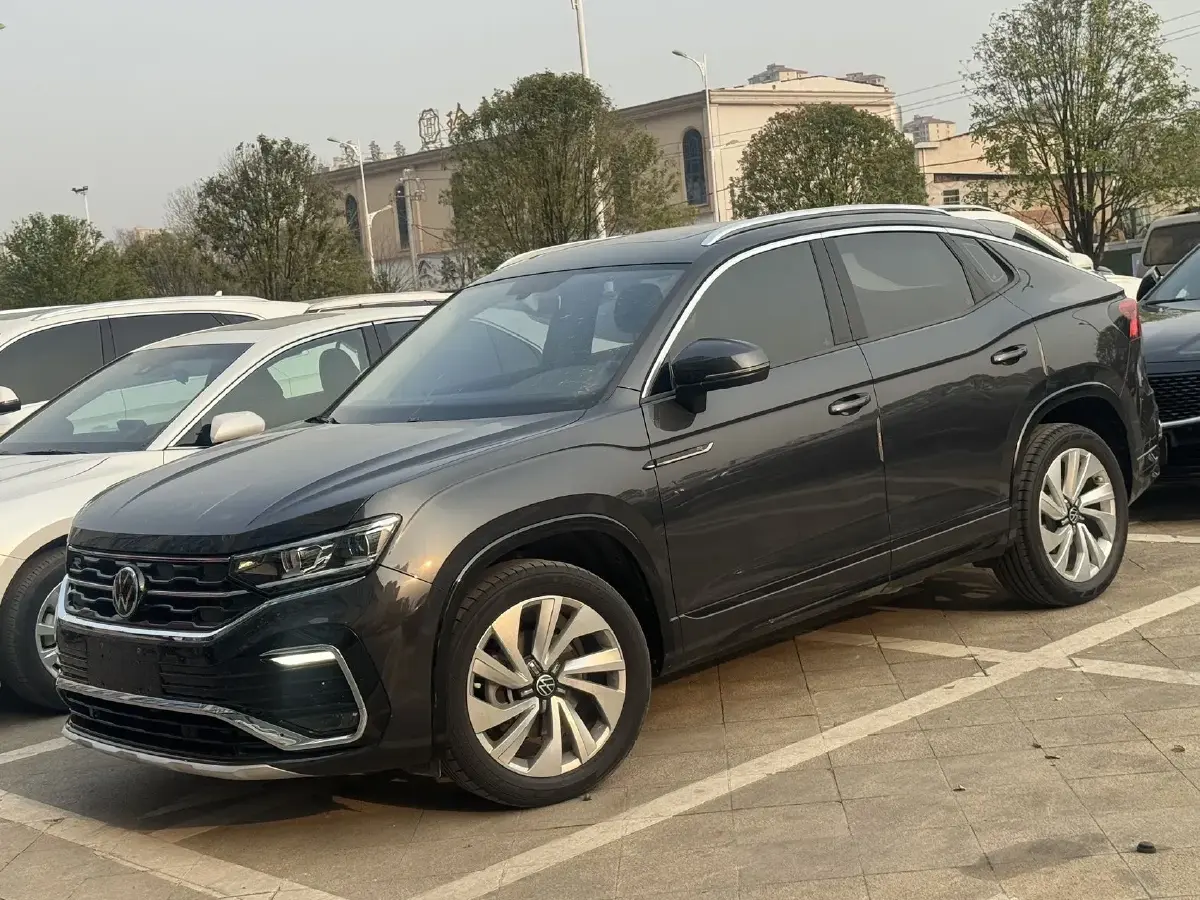 2020 Volkswagen Tayron X 2.0T 186HP L4 7DCT