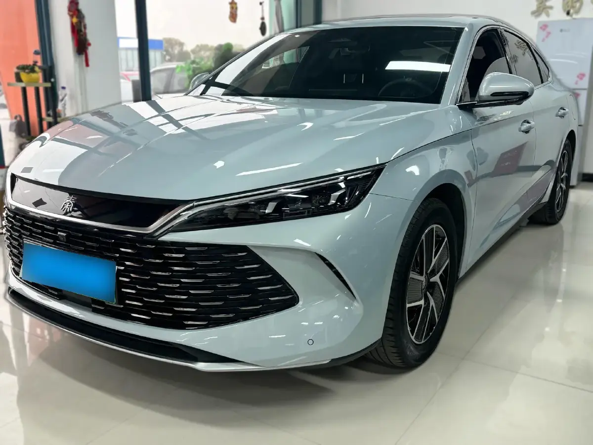 2024 BYD QinL 1.5L 101HP L4 E-CVT PHEV 15.87KWH