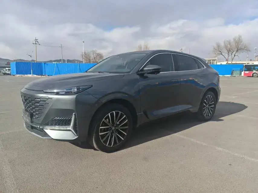 2023 ChangAn UNI-K 2.0T 233HP L4 8AT