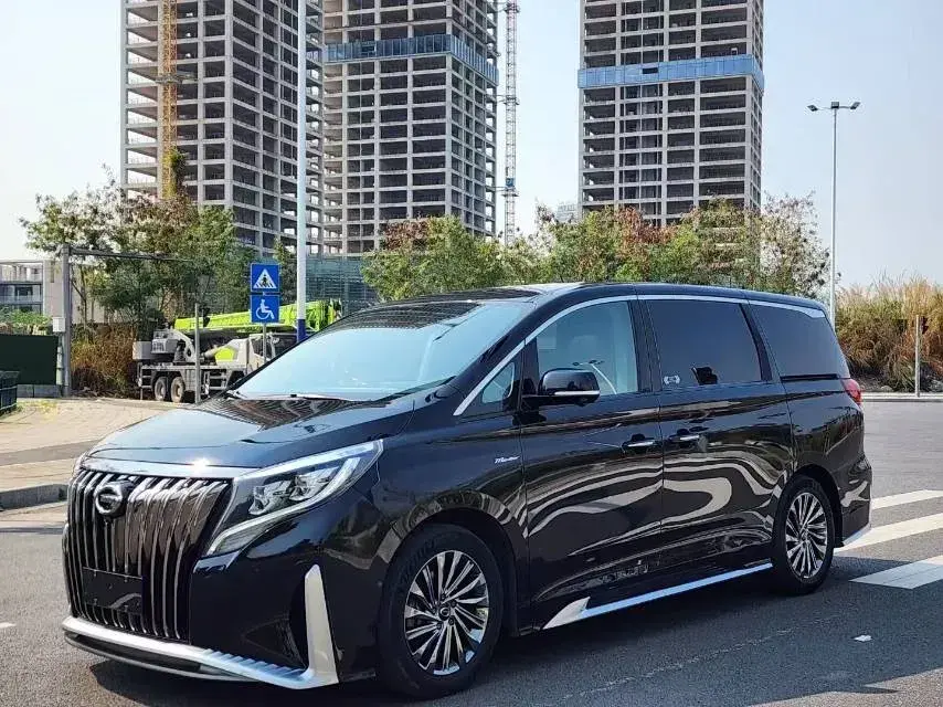 2021 GAC Trumpchi M8 2.0T 252HP L4 8AT