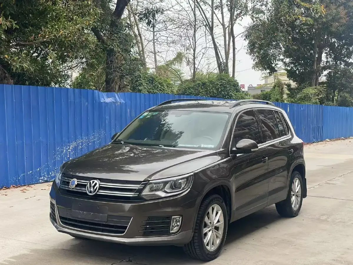 2015 Volkswagen Tiguan 1.8T 160HP L4 6MT