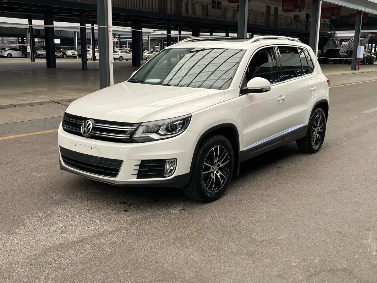 2015 Volkswagen Tiguan 1.8T 160HP L4 6AT