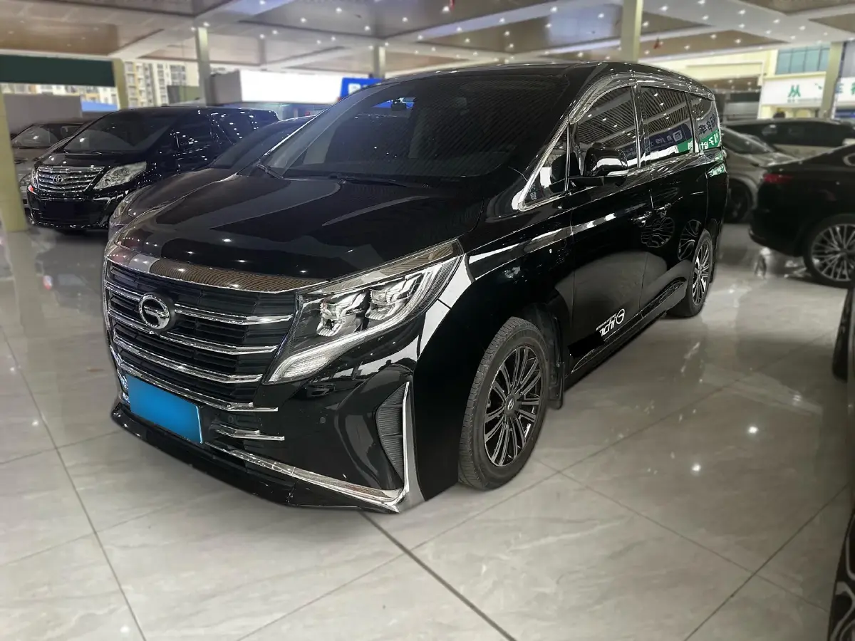 2021 GAC Trumpchi M8 2.0T 252HP L4 8AT