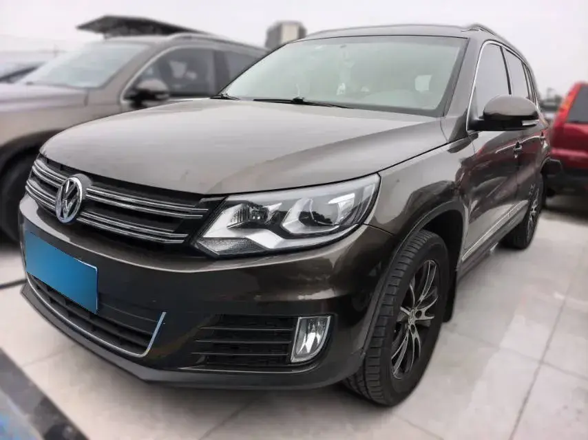 2013 Volkswagen Tiguan 2.0T 200HP L4 6AT