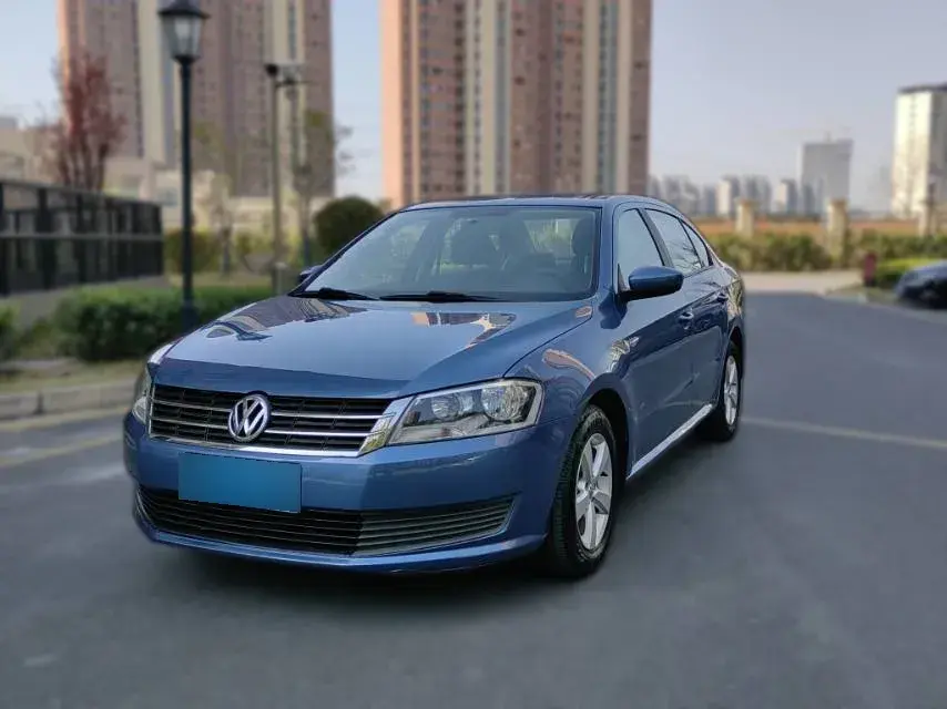 2013 Volkswagen Lavida 1.6L 105HP L4 5MT