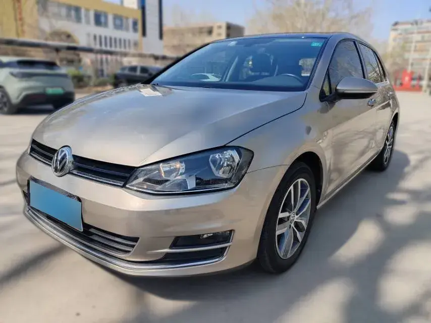 2016 Volkswagen Golf 1.4T 131HP L4 7DCT