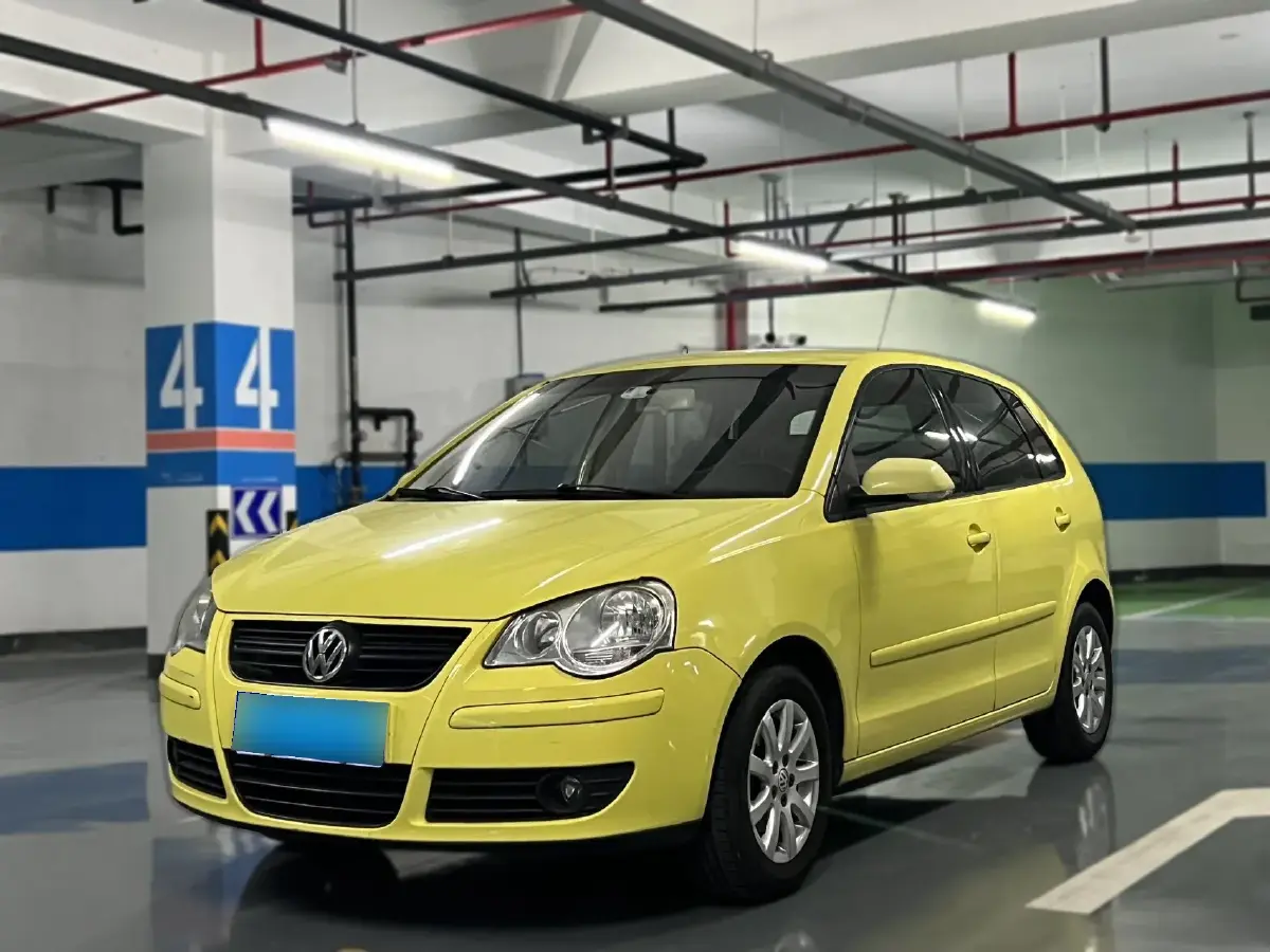2009 Volkswagen Polo 1.4L 86HP L4 5MT