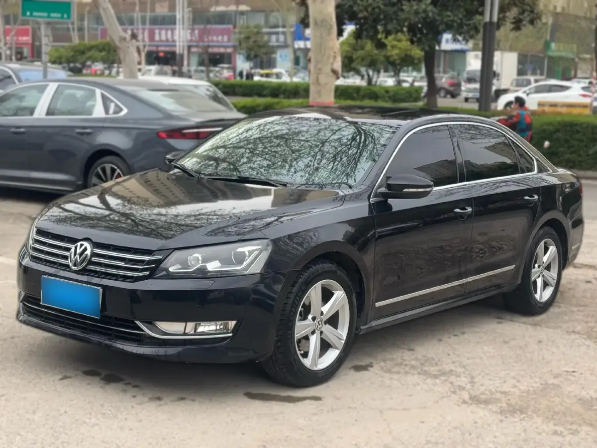 2013 Volkswagen Passat 1.8T 160HP L4 7DCT