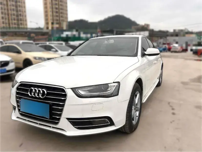 2013 Audi A4L 1.8T 160HP L4 CVT