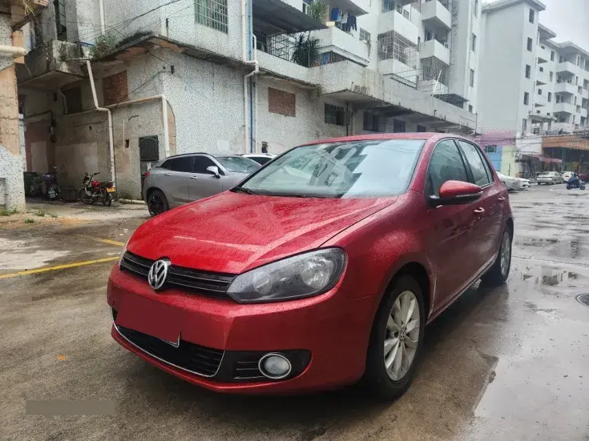 2011 Volkswagen Golf 1.4T 131HP L4 7DCT