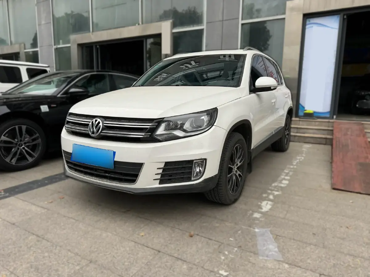2016 Volkswagen Tiguan 1.8T 160HP L4 6AT