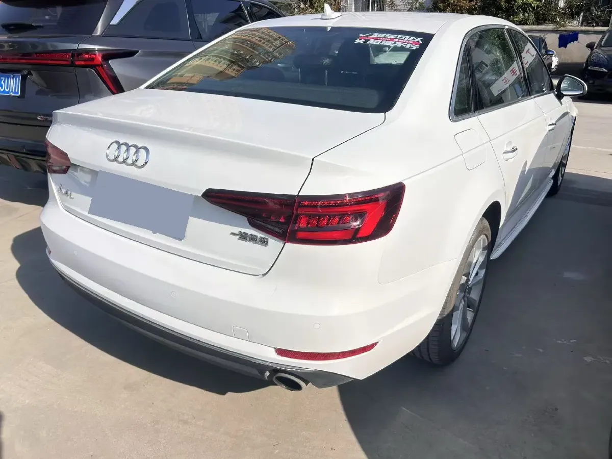 2018 Audi A4L 1.4T 150HP L4 7DCT,autocango,china used car exporter,china ev exporter,chinese used car exporter,chinese used ev exporter