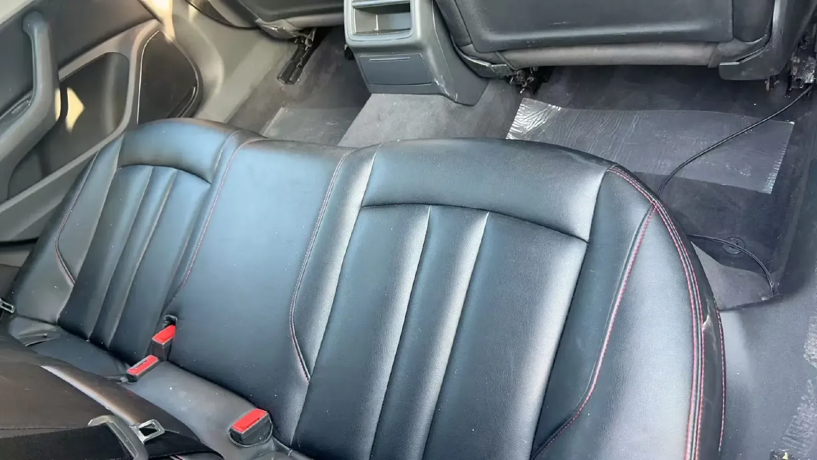 2018 Audi A4L 1.4T 150HP L4 7DCT,autocango,china used car exporter,china ev exporter,chinese used car exporter,chinese used ev exporter