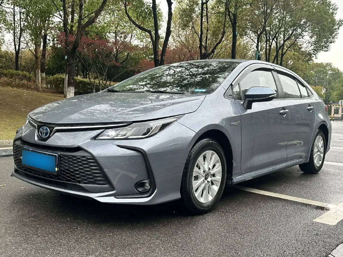 2023 Toyota Corolla 1.8L 98HP L4 E-CVT Hybrid