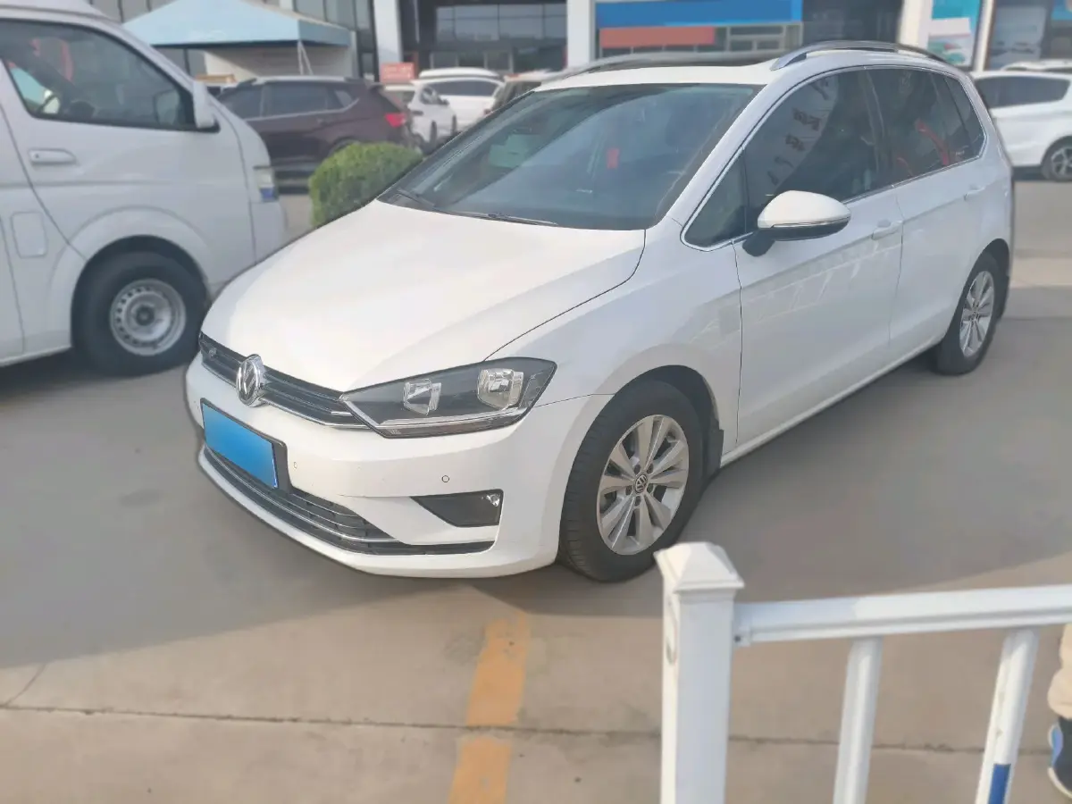 2018 Volkswagen Golf Sportsvan 1.4T 131HP L4 7DCT
