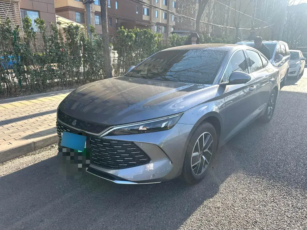 2024 BYD QinL 1.5L 101HP L4 E-CVT PHEV 15.87KWH