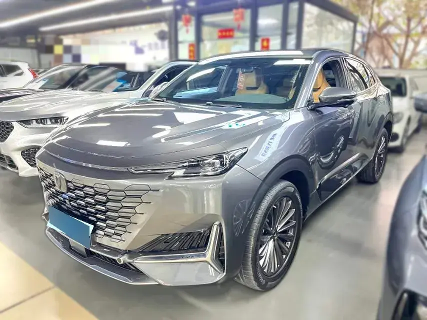 2021 ChangAn UNI-K 2.0T 233HP L4 8AT