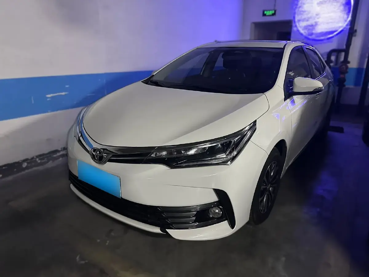 2017 Toyota Corolla 1.2T 116HP L4 6MT