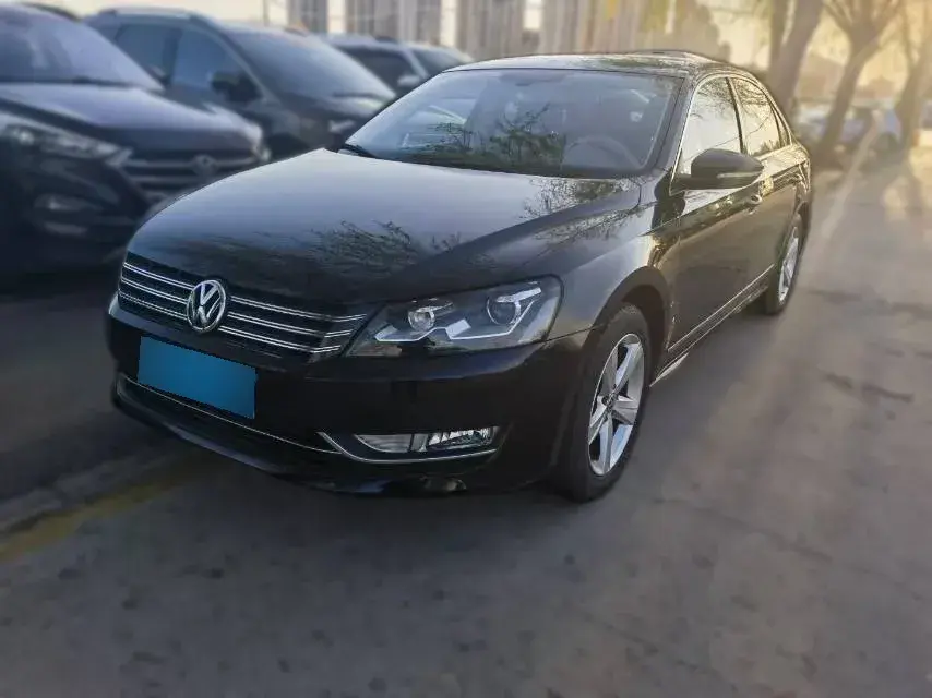 2015 Volkswagen Passat 1.8T 160HP L4 7DCT