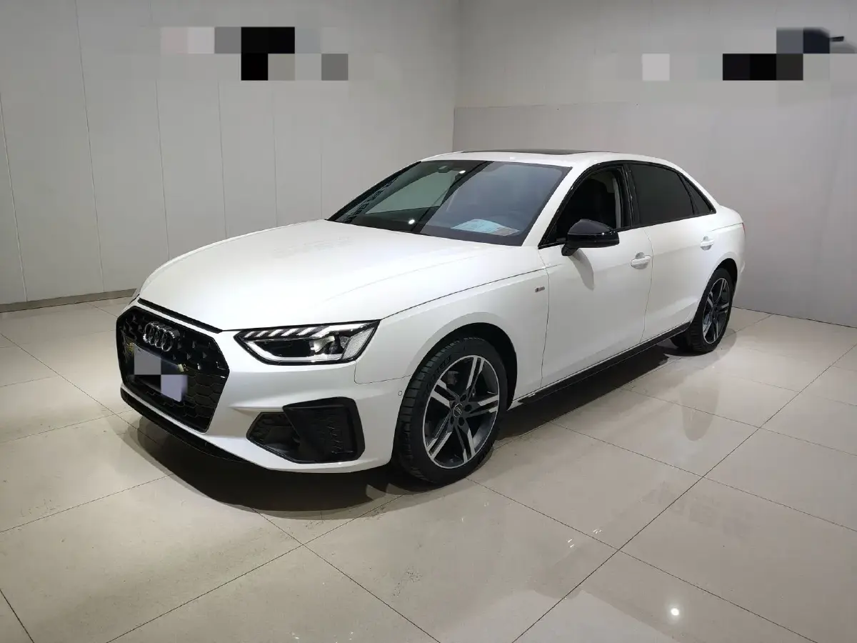 2022 Audi A4L 2.0T 190HP L4 7DCT