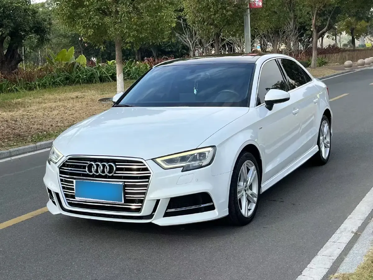 2018 Audi A3 1.4T 150HP L4 7DCT