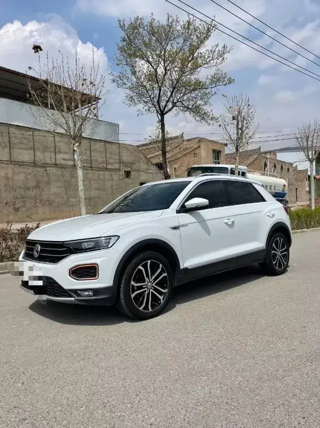 2018 Volkswagen T-Roc 1.4T 150HP L4 7DCT