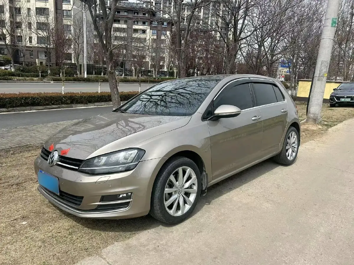 2015 Volkswagen Golf 1.4T 150HP L4 7DCT