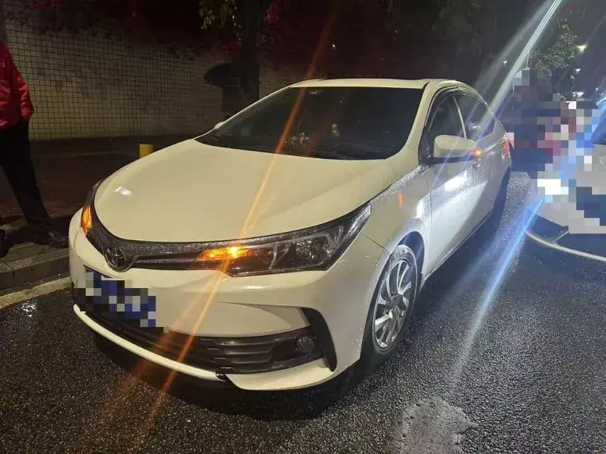 2017 Toyota Corolla 1.2T 116HP L4 CVT