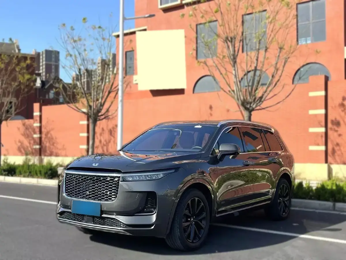 2021 Li ONE Range Extended 131HP REEV 40.5KWH