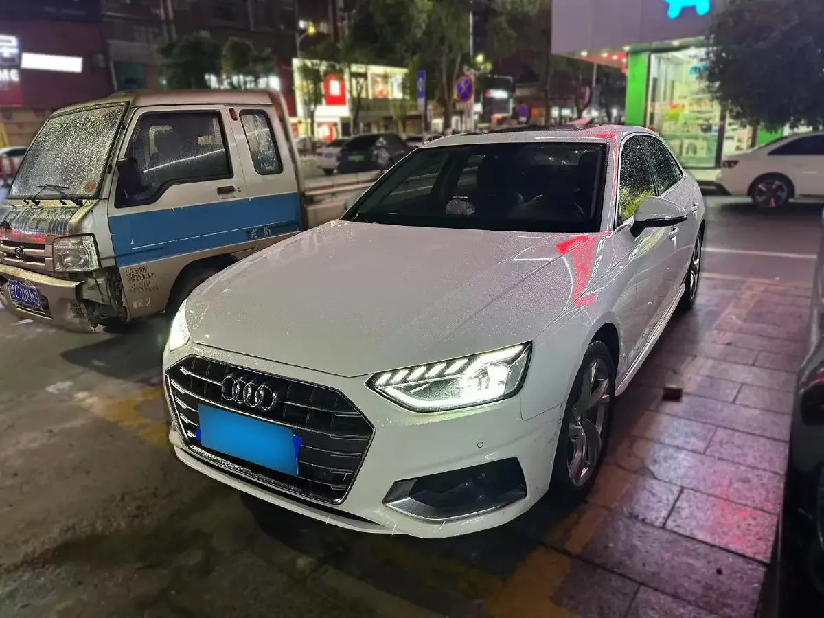 2020 Audi A4L 2.0T 190HP L4 7DCT