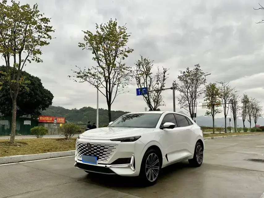 2021 ChangAn UNI-K 2.0T 233HP L4 8AT