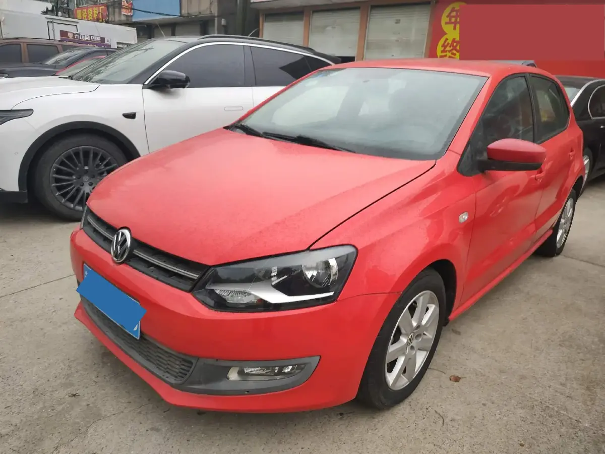 2013 Volkswagen Polo 1.4L 86HP L4 5MT