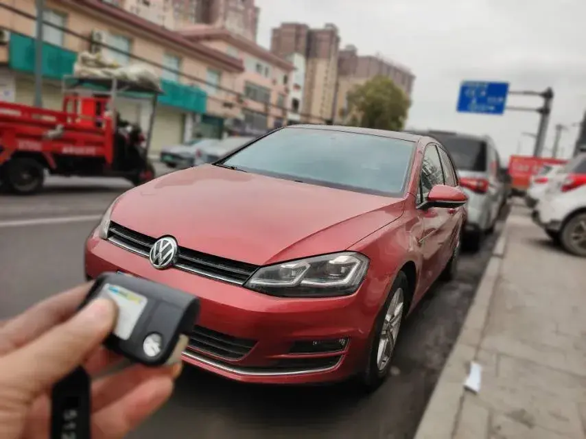 2015 Volkswagen Golf 1.4T 131HP L4 5MT