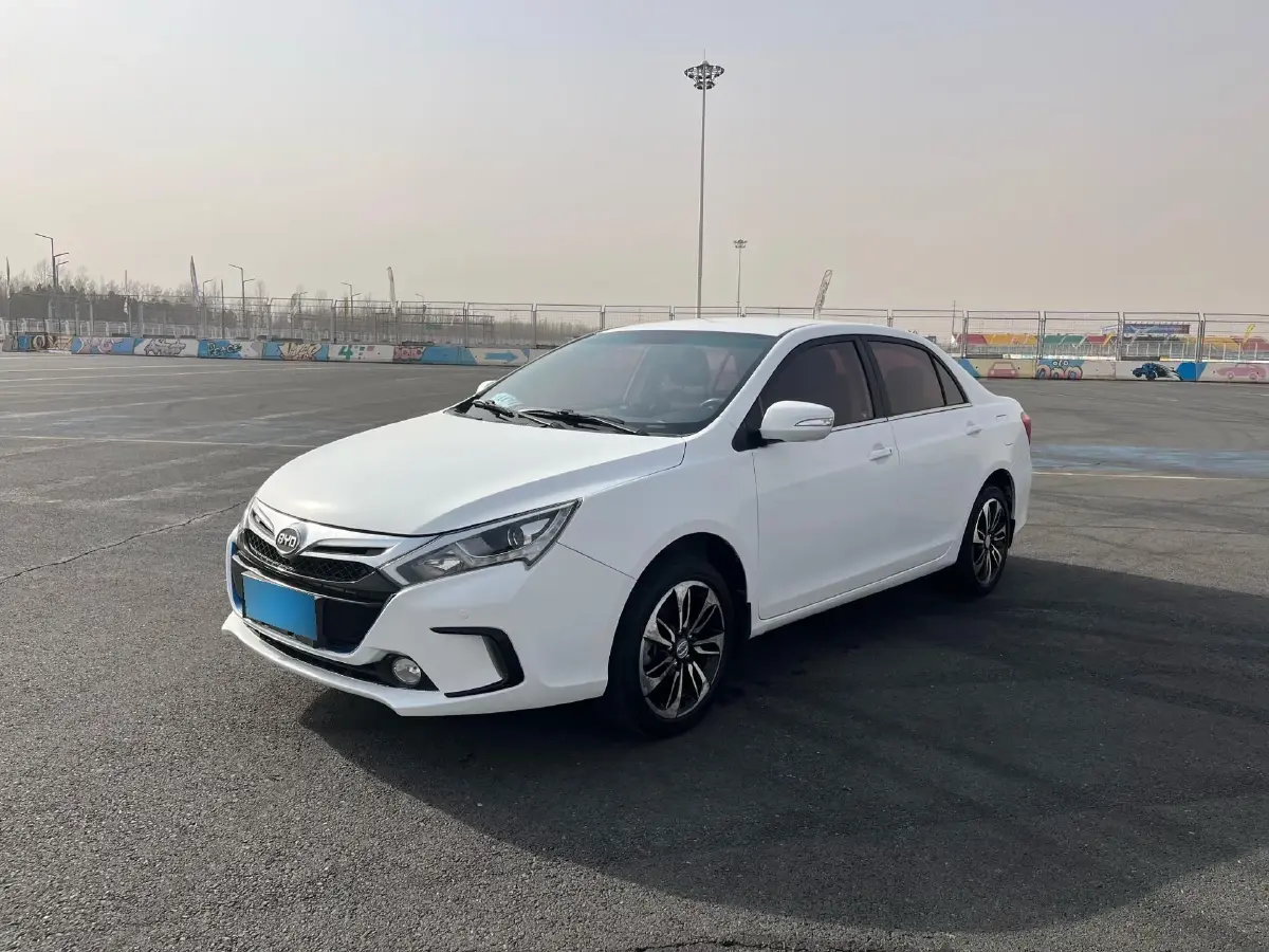 2015 BYD Qin 1.5T 154HP L4 6DCT PHEV 13KWH