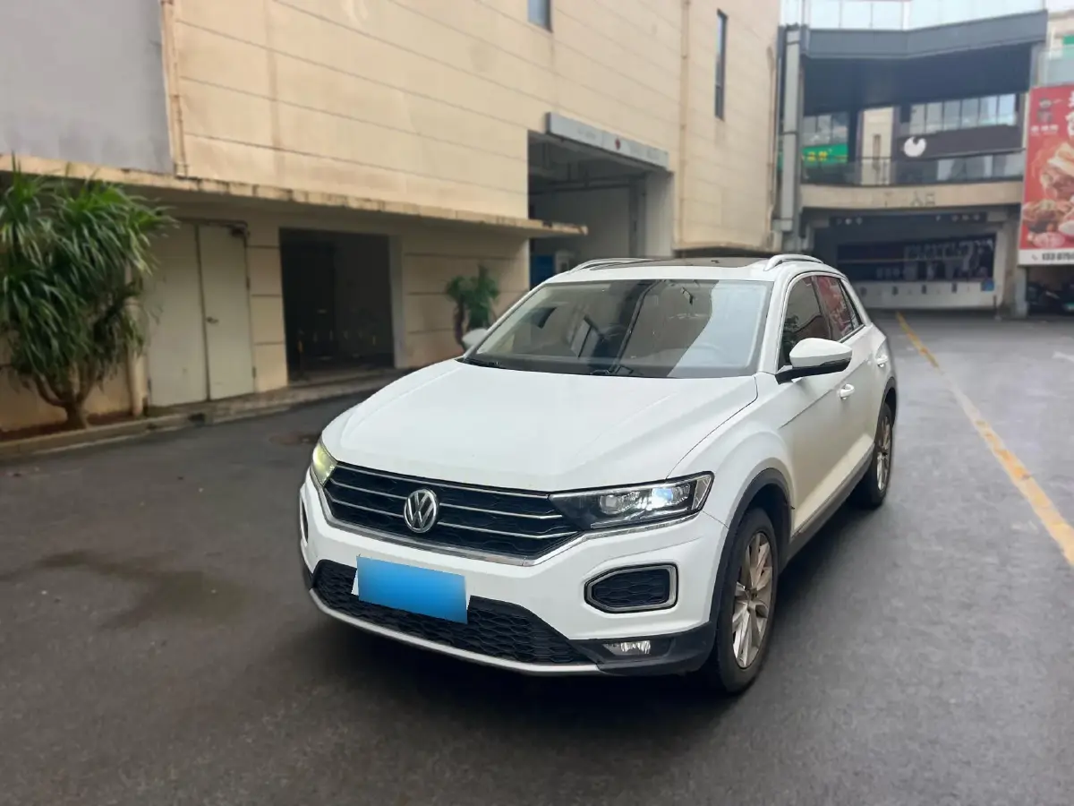2020 Volkswagen T-Roc 1.4T 131HP L4 7DCT