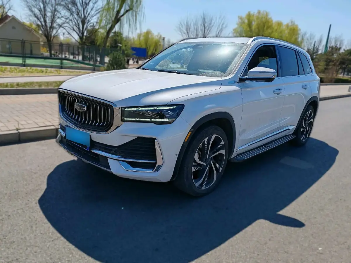 2021 Geely Monjaro 2.0T 238HP L4 8AT