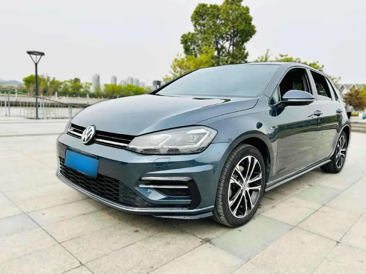 2020 Volkswagen Golf 1.4T 150HP L4 7DCT