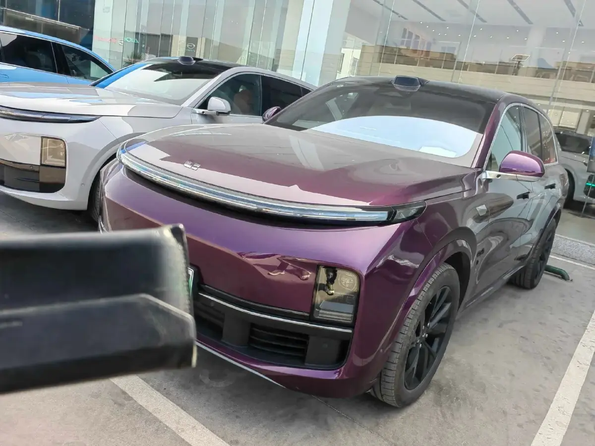 2023 Li L8 Range Extended 154HP REEV 40.9KWH