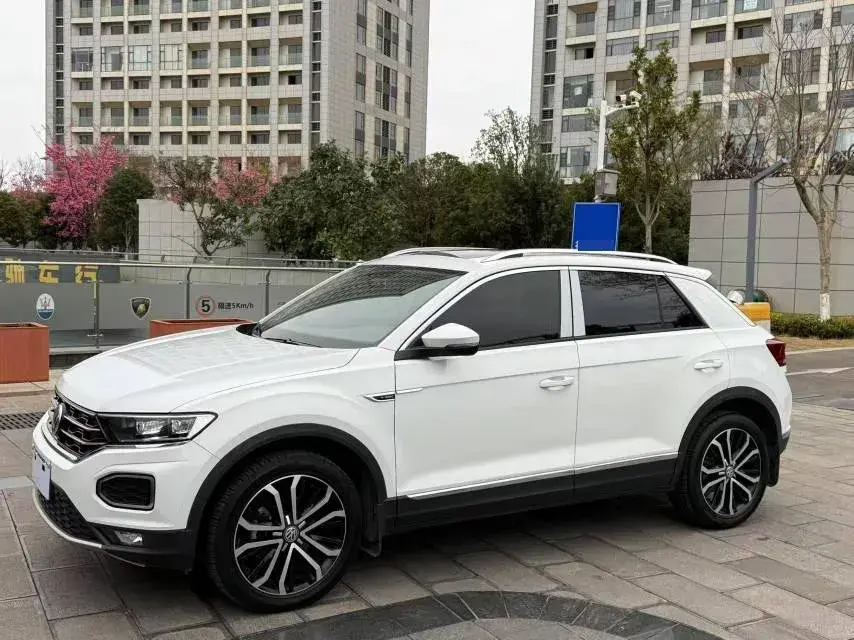 2020 Volkswagen T-Roc 1.4T 131HP L4 7DCT