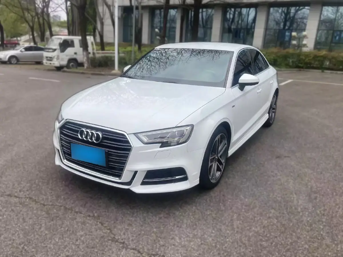2018 Audi A3 1.4T 150HP L4 7DCT