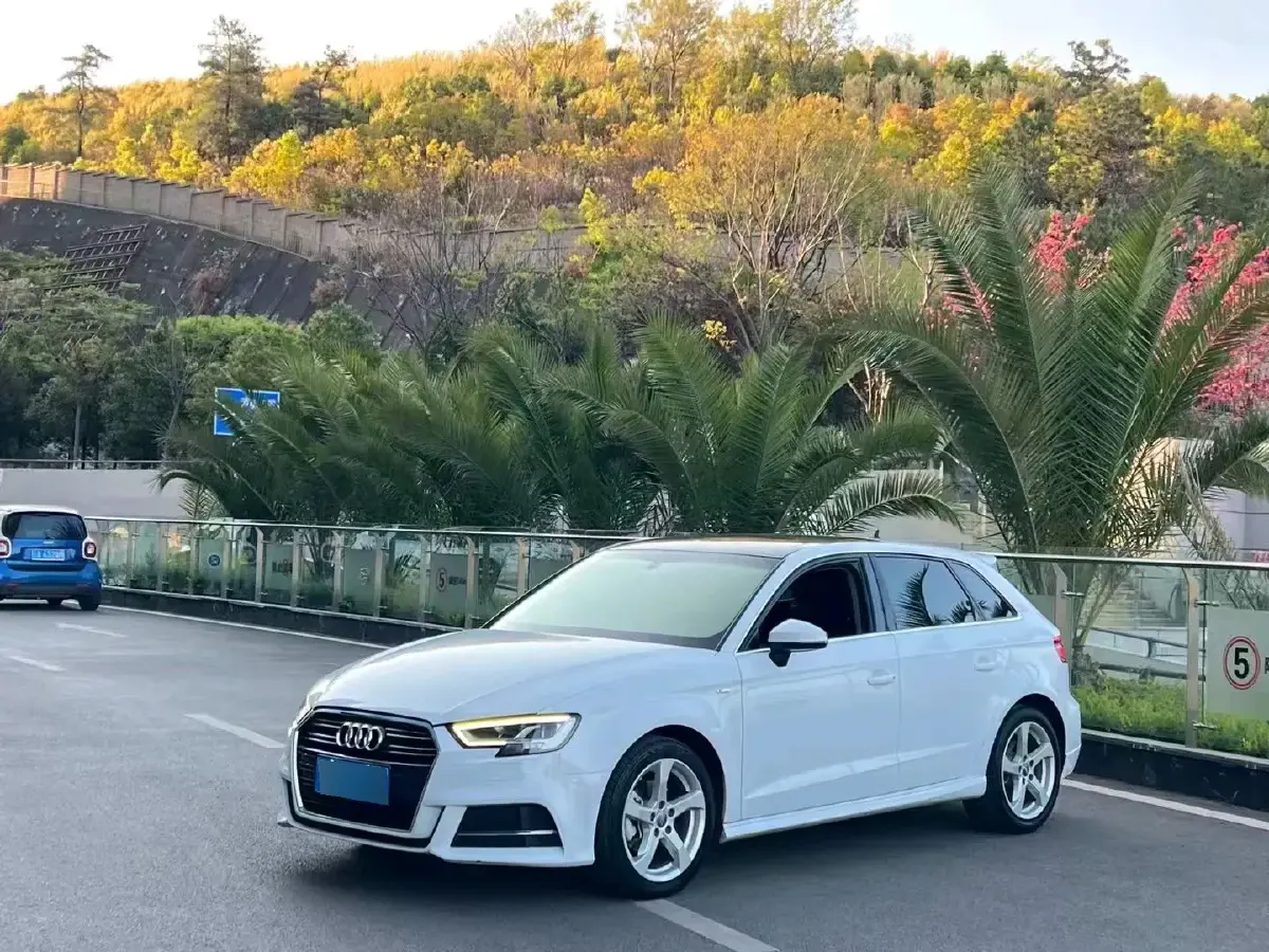 2025 Audi A3 1.5T 160HP L4 7DCT